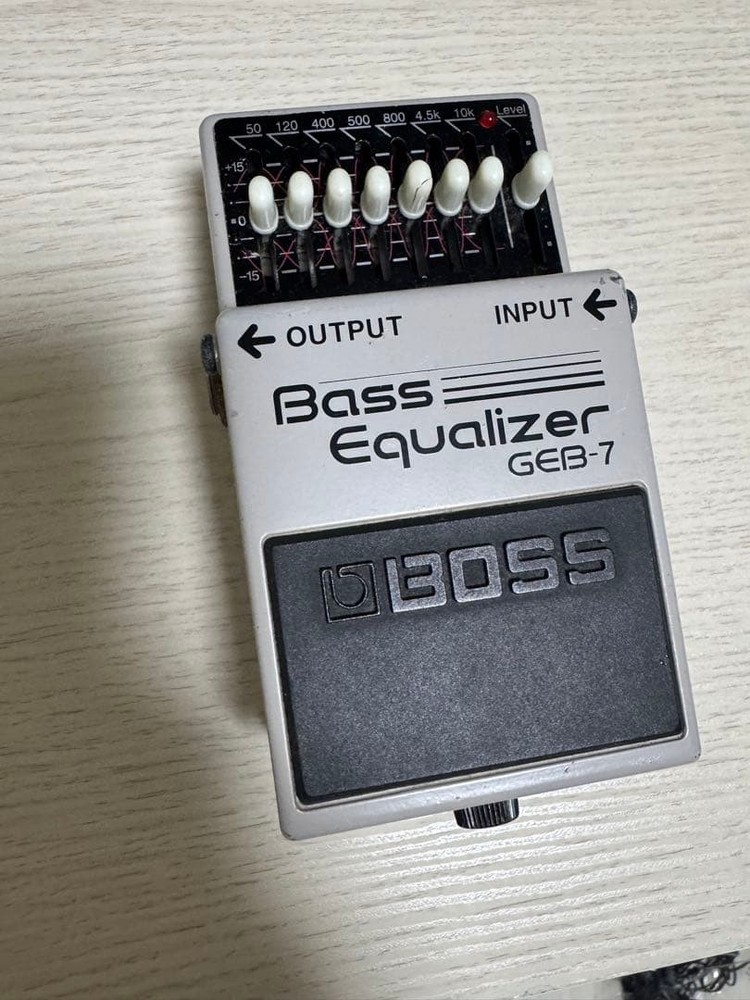 BOSS GEB-7 Equalizer for bass
