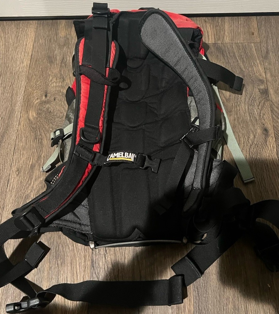 Camelback H.A.W.G. Hang Hydration Hiking/Biking Backpack READ No Bladder