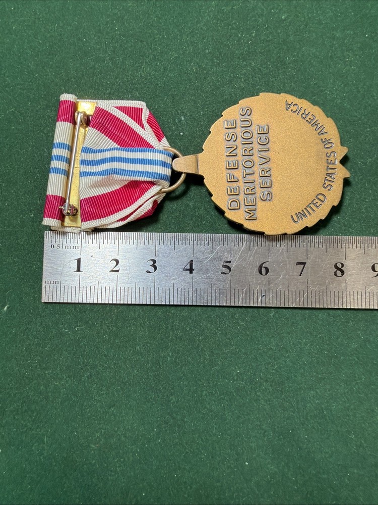 US Full Size Medal DEFENCE MERITORIOUS SERVICE