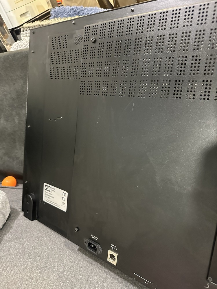 Flanders scientific AM420