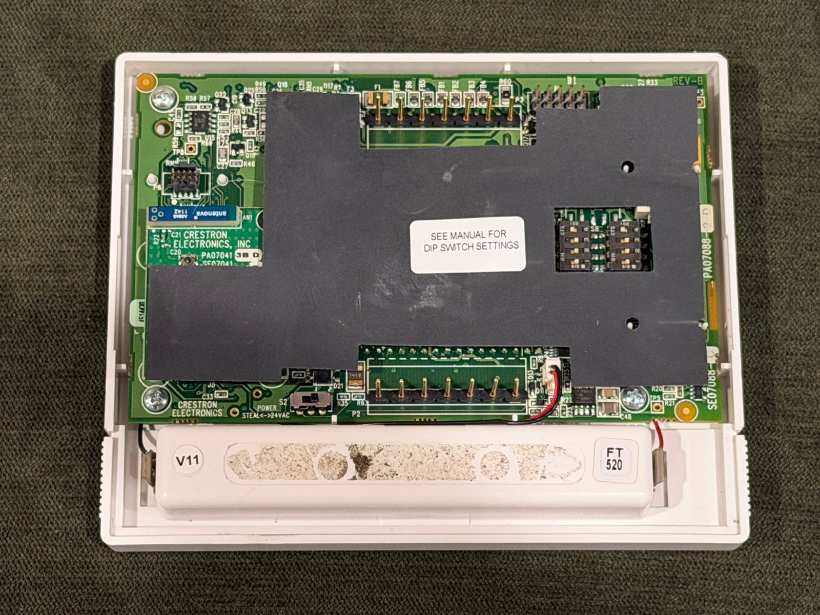 Crestron CHV-TSTATEX-FCU-W-T Thermostat