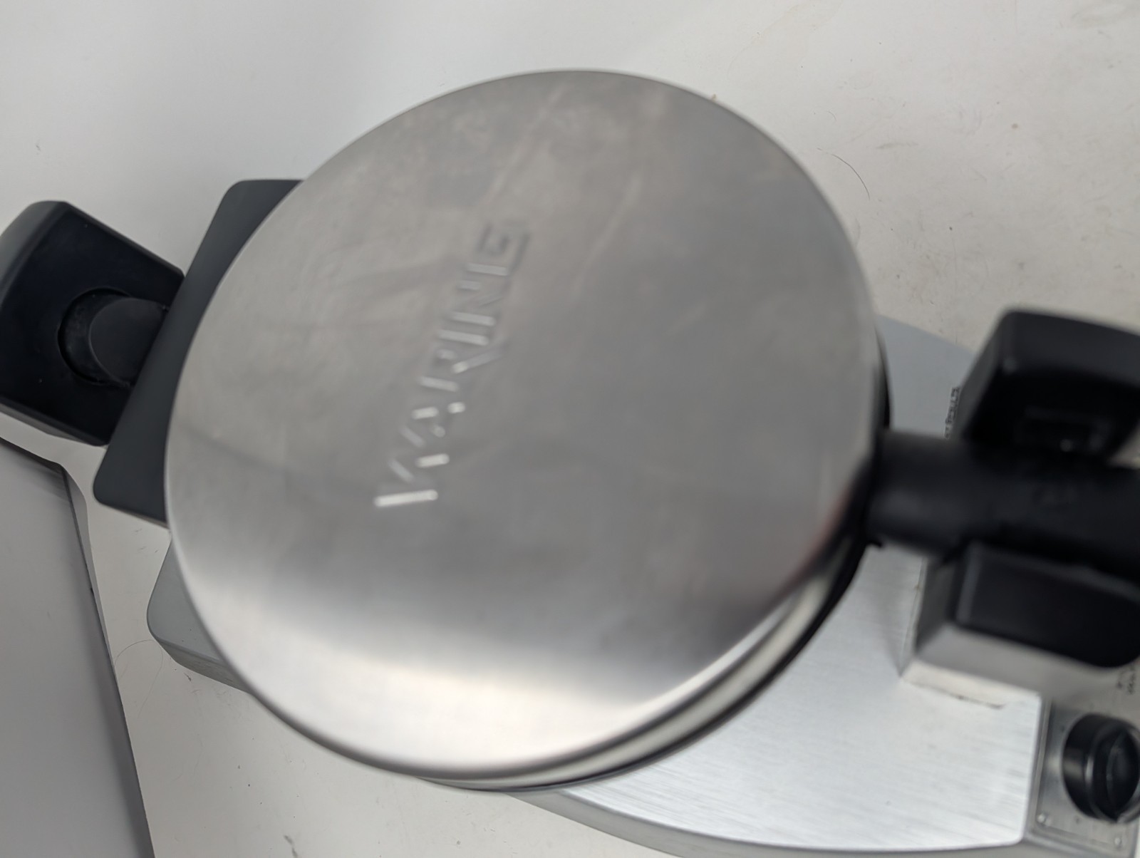 Waring Pro Waffle Maker Belgian WMK300 Stainless Steel Rotating Professional