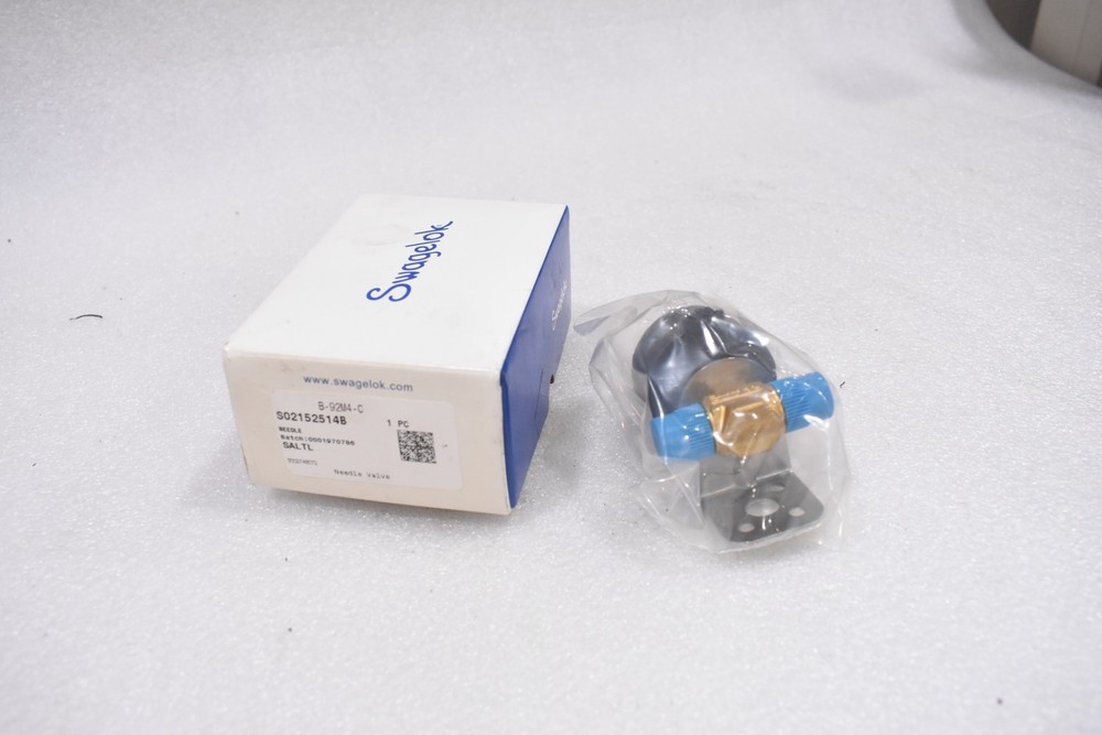 SWAGELOK B-92M4-C PNEUMATIC ACTUATOR 1/4" INCH NPT
