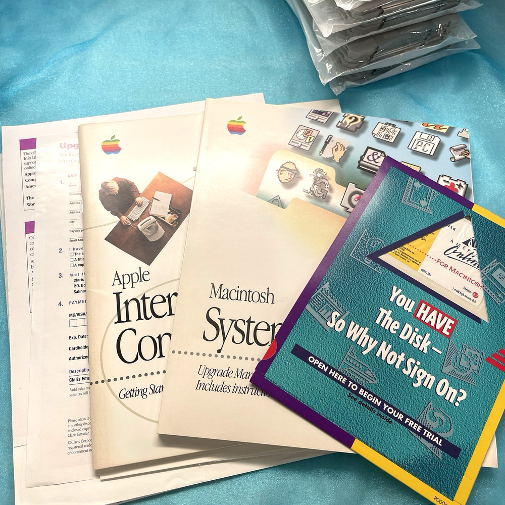 1996 Macintosh System Software 7.5 Version 7.5.3 Floppy Disks 20 Sealed, 20 Used