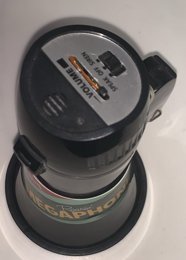 Wembley Roarin Megaphone