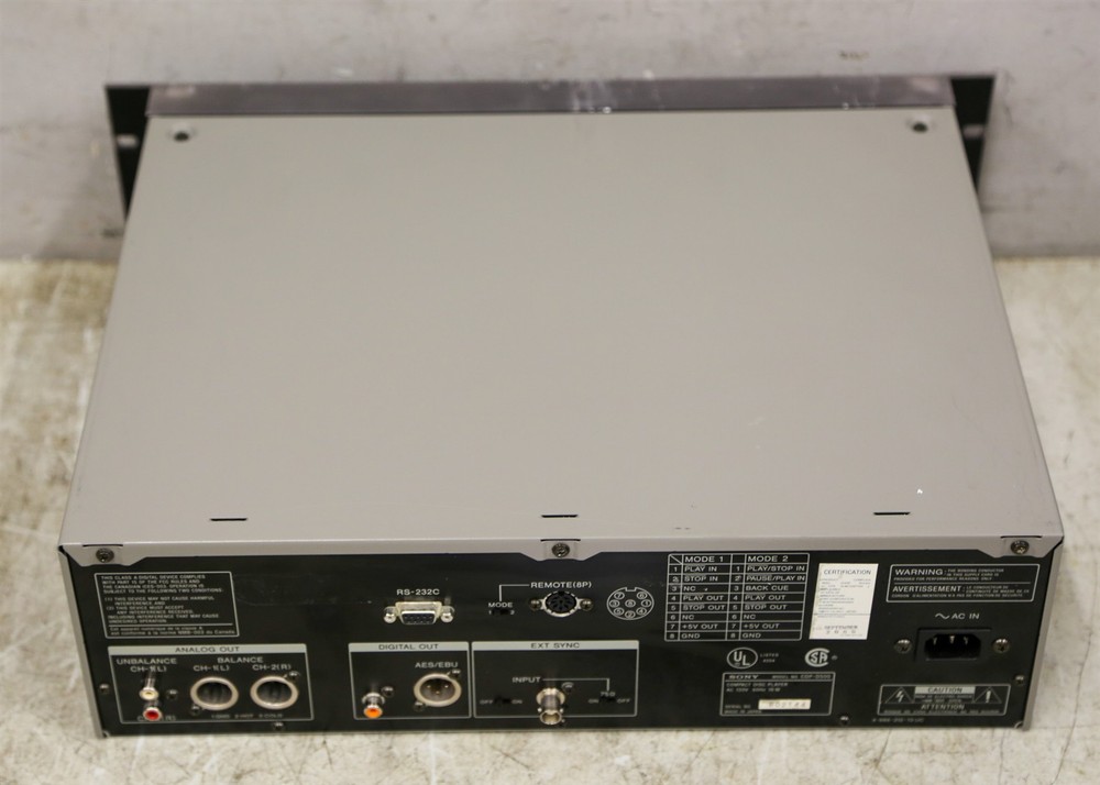 SONY CDP-D500 Rack Mount Studio Professional CD Player (please read) (S28)