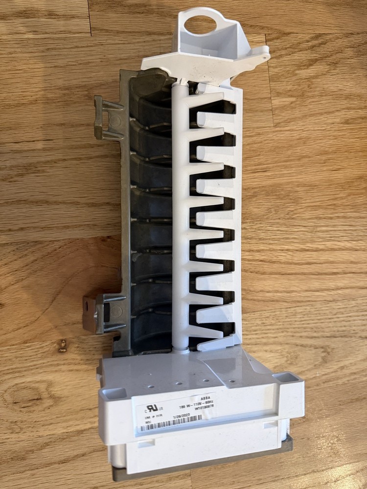 Whirlpool Refrigerator Icemaker  D7824706Q | W10190978 ** PLASTIC DAMAGE