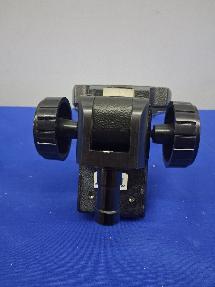 Bausch & Lomb E ARM FOR StereoZoom MICROSCOPE WITH MOUNT PIN. FOCUS MOUNT