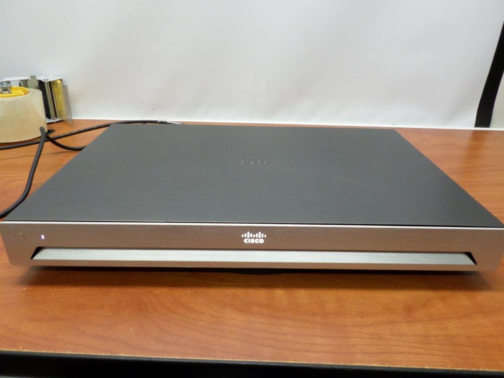 Cisco TelePresence SX80 Codec TTC6-12 CTS-SX80CODEC V01 Conferencing Codec