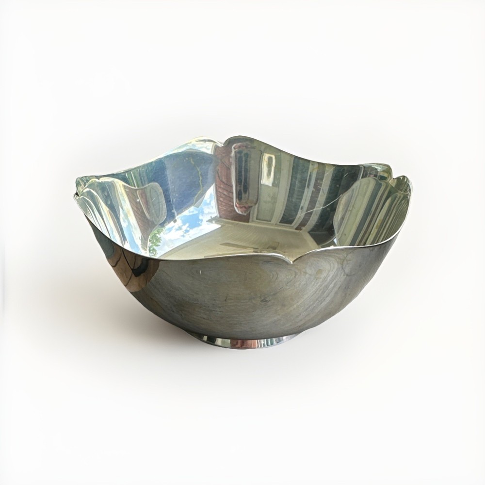 TOWLE SILVERSMITH Vintage EP 6931 Scalloped Lotus Edge Elegant Bowl Dish Small