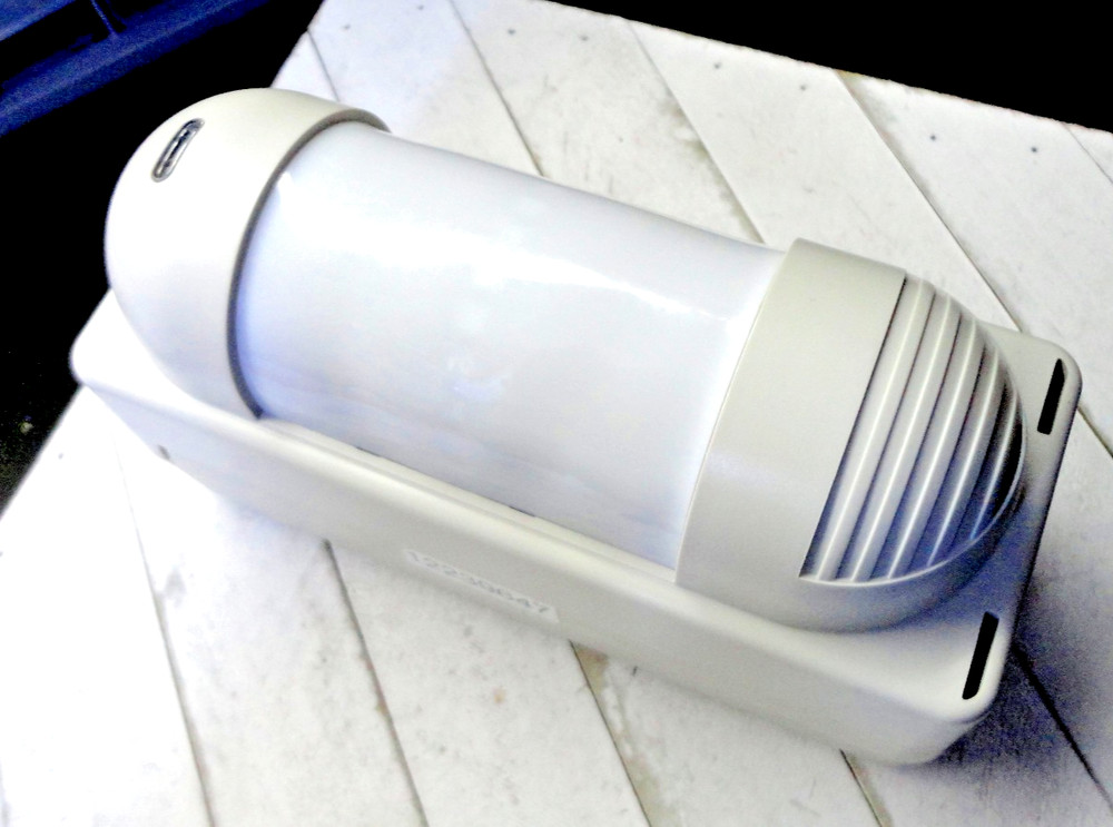 Tattletale Security / Dual-Detection Outdoor Motion Sensor