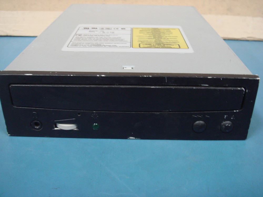 Model 626 Used CD ROM Drive