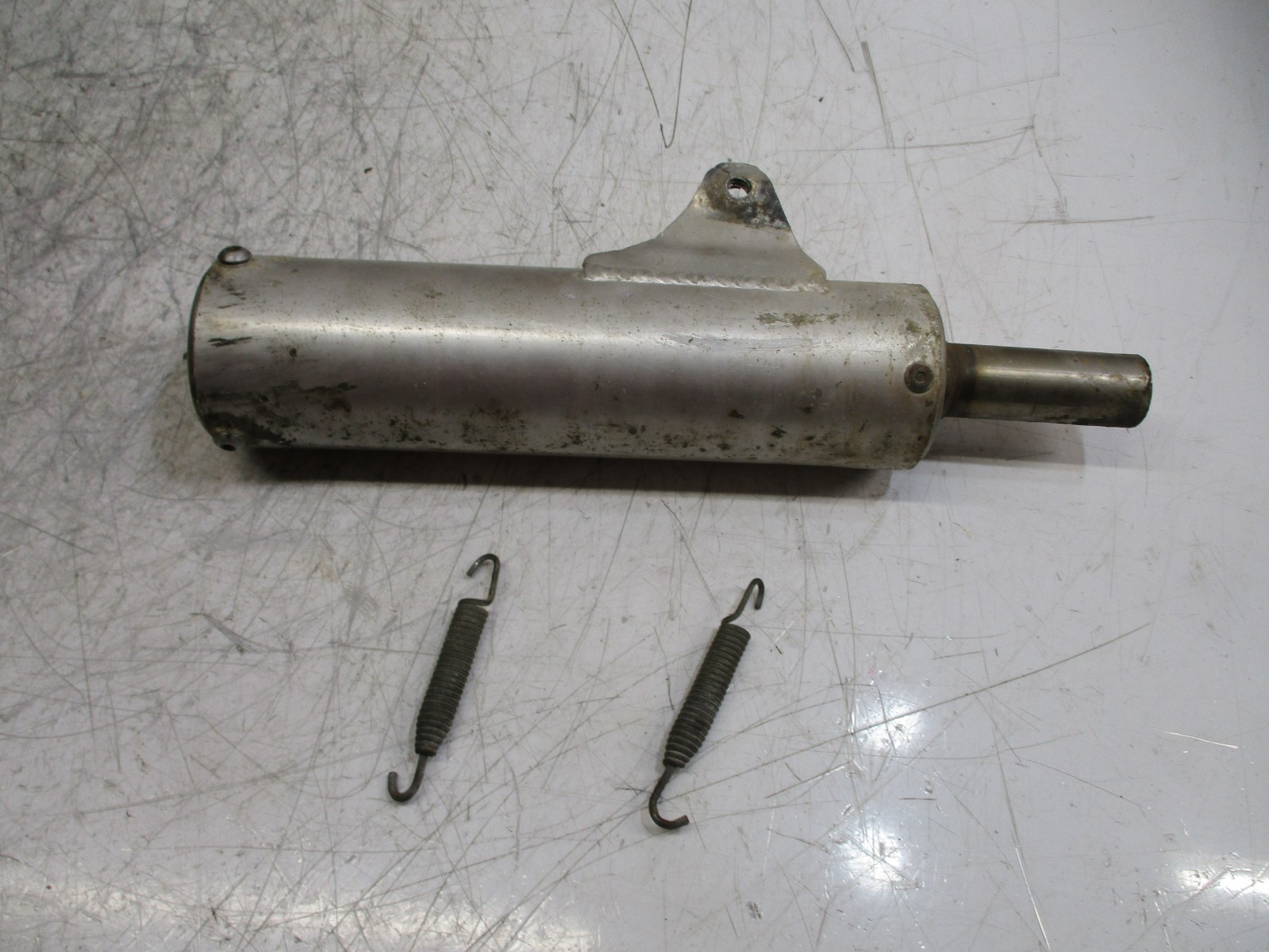 Yamaha yz80 yz 80 1987 87 EXHAUST PIPE /MUFFLER PROCIRCUIT..