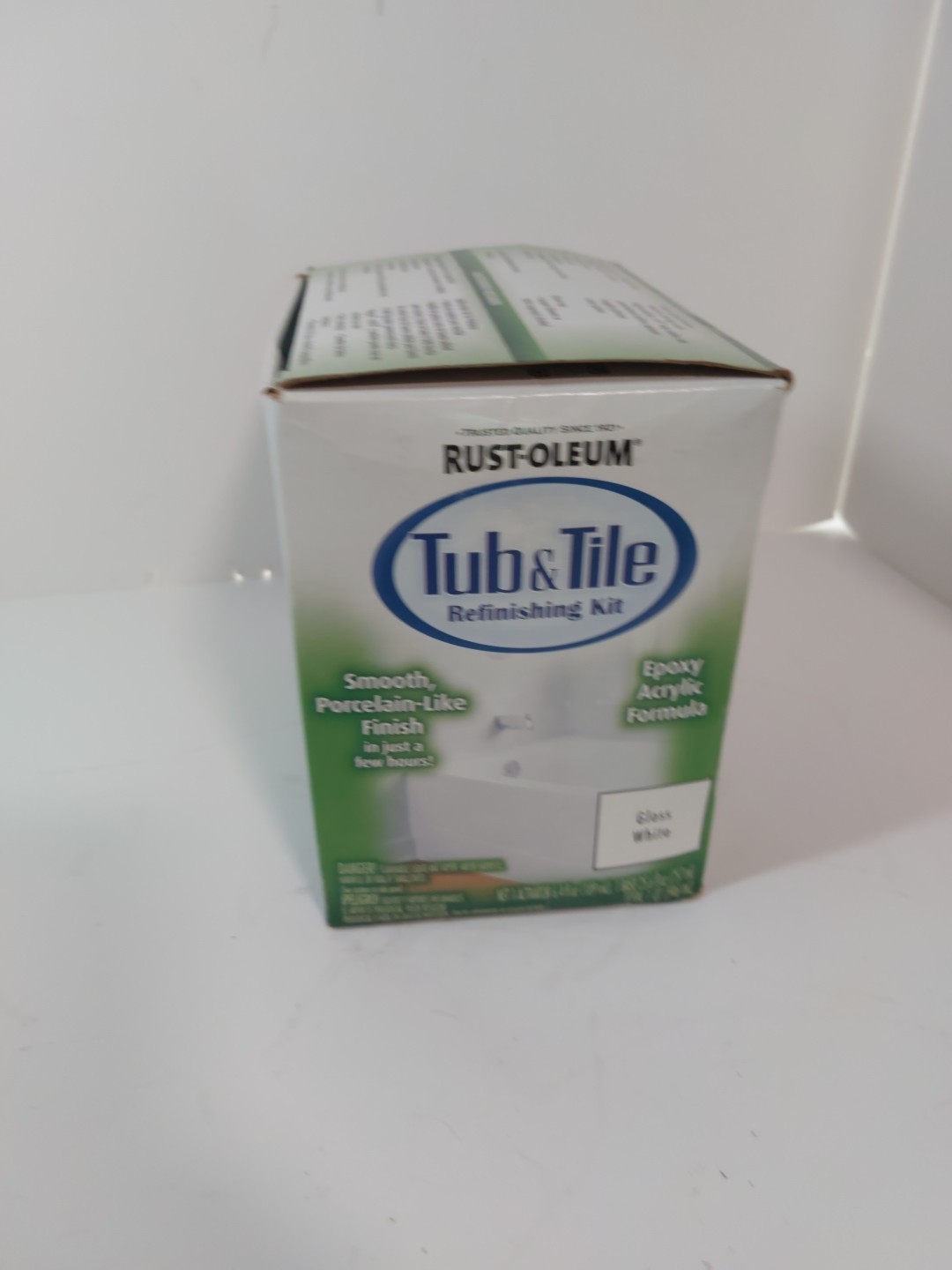 Rust-Oleum #384175 Gloss White Tub & Tile Refinishing Kit, New Open Box