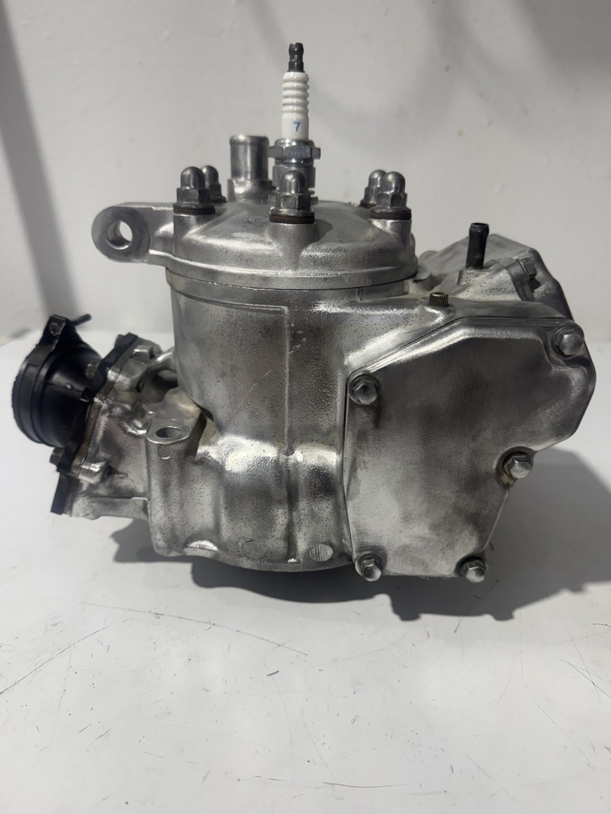 1996-2000 (00) SUZUKI RM250 OEM ENGINE CYLINDER JUG TOP END head powervalve