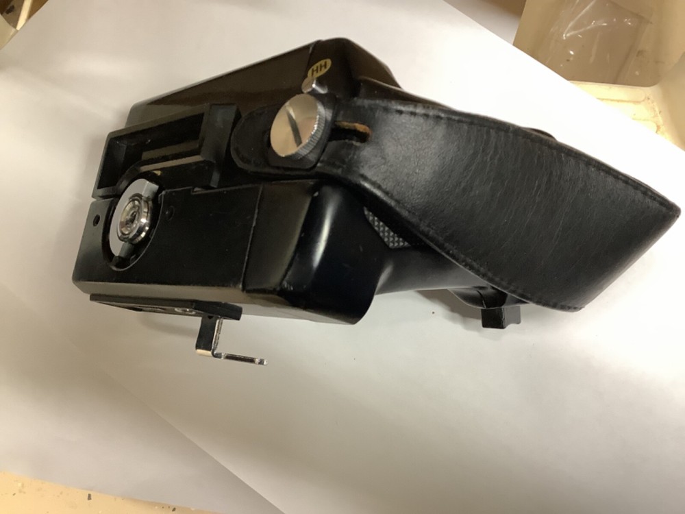 Mamiya Handheld Trigger Grip