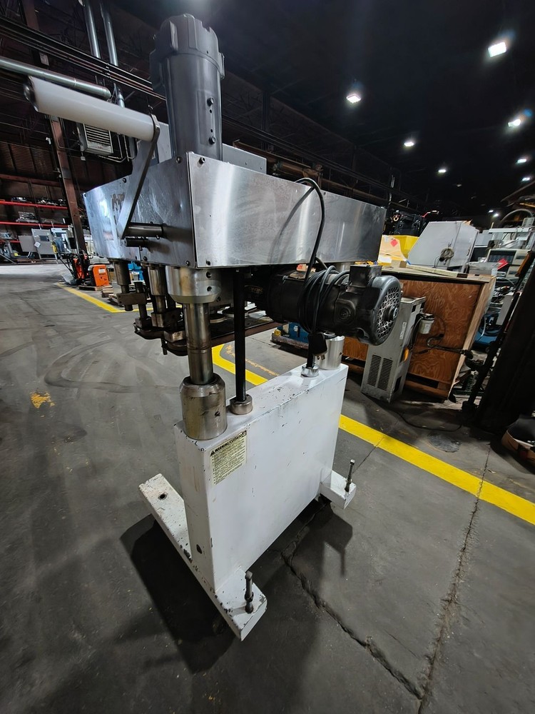KAPS-ALL 4 SPINDLE CAPPING/RETORQUER MACHINE F-4 MODEL