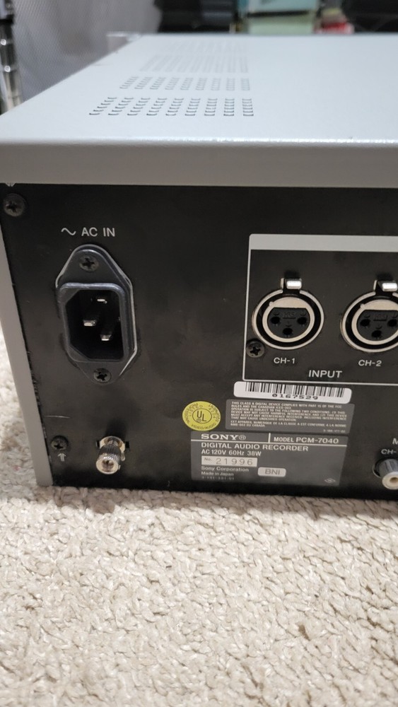 Sony Digital Audio Recorder PCM-7040