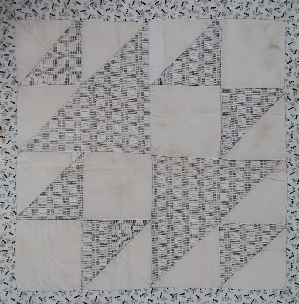 Fox and Geese Antique Quilt