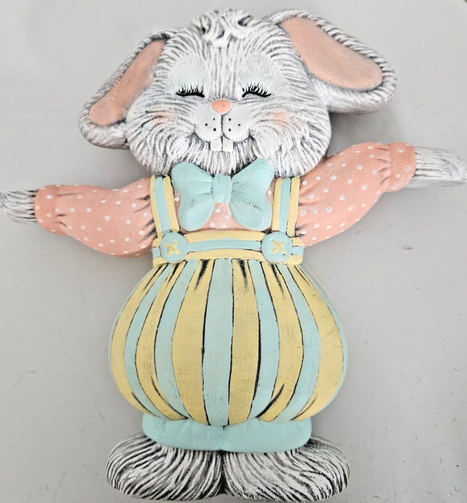 Adorable Ceramic Easter Bunnies/ Easter/Home Decor/ Easter DIY Craft Idea