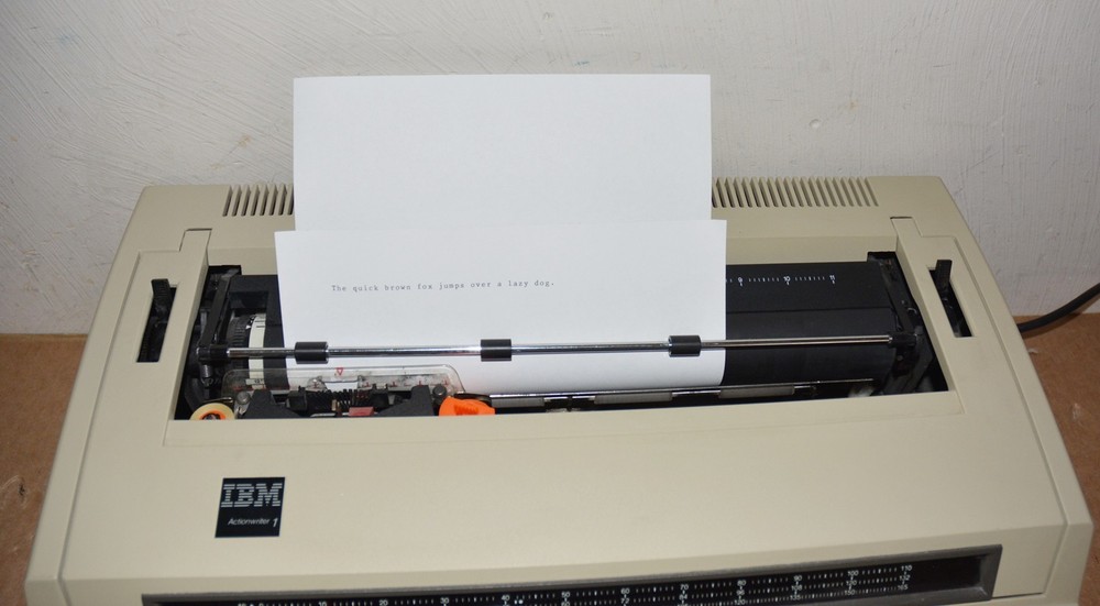 IBM Actionwriter 1 Typewriter Working Electronic Daisy Wheel