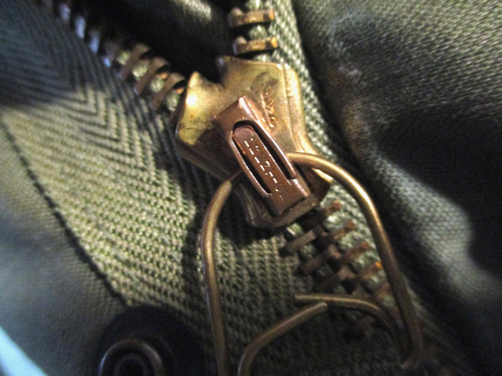 VINTAGE KOREA ISSUED HEAVY FIELD JACKET - SHELL (1952 Sz M) - LINER (1951 Sz L)