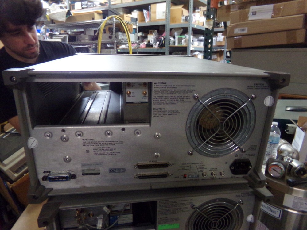Hewlett Packard 70004a Mainframe With 70902 IF Section
