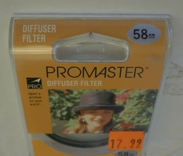 Promaster 58mm Diffuser Filter +Protective Case - Japan