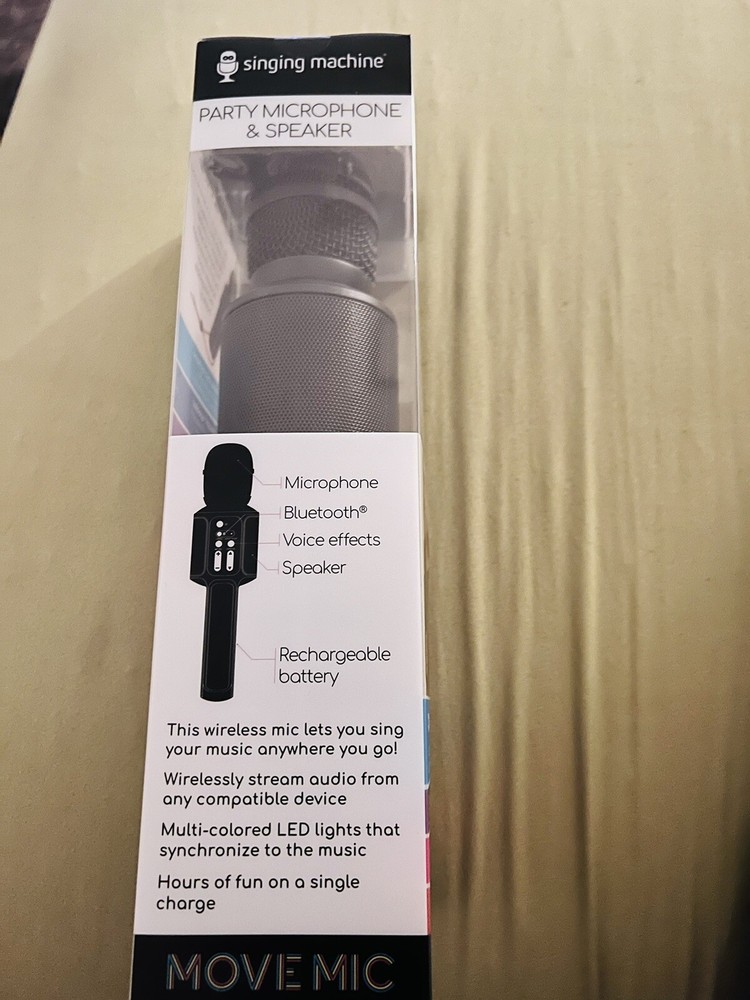 Singing Machine Move Microphone w/ Lighting Effects~Bluetooth~Mic & Speaker~New!
