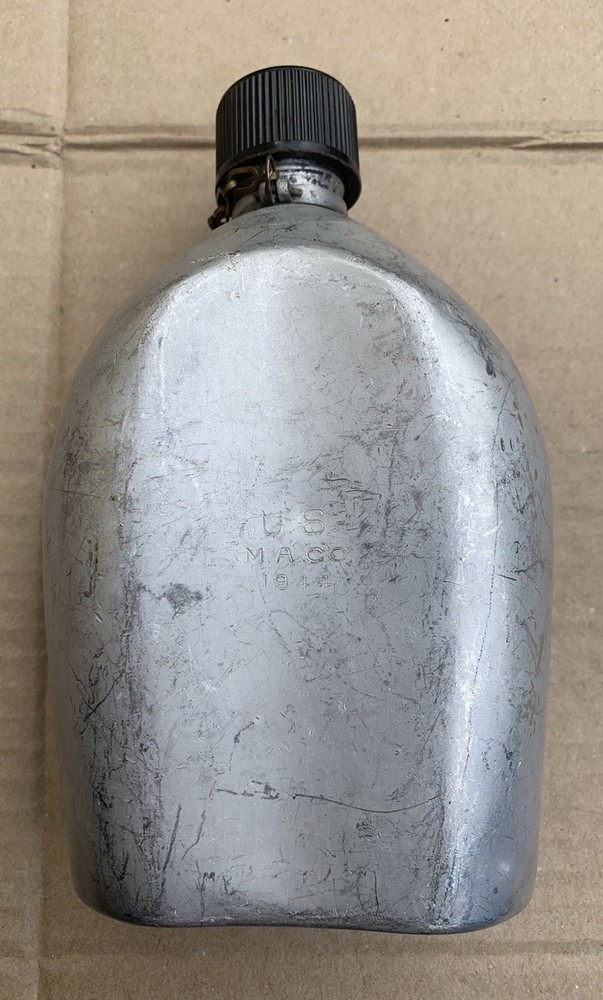 Original WWII US Military Canteen 1944 Dated