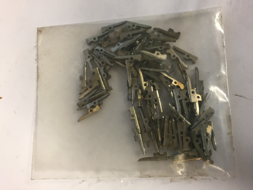 T28  VECTOR  PCB TERM .062"  100 PCS NEW