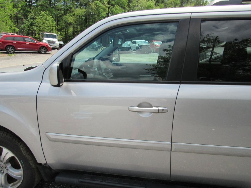 PILOT 2015 Glove Box 1047499