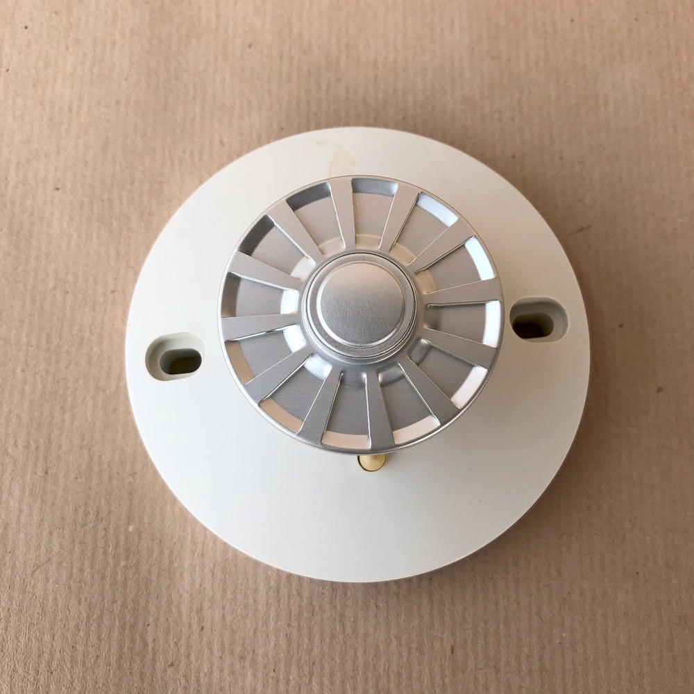 OKI FD-6111 HEAT DETECTOR FD6111