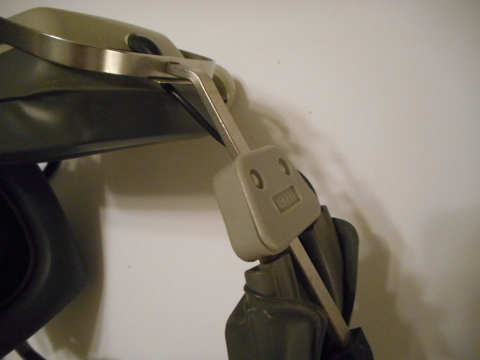 Telex Aviation Head Set. Model E-951 ( 63950-001). VG Working Condition.