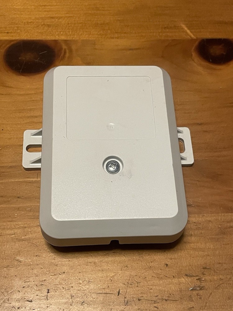 Motorola 300SS Surge Suppressor, Universal Ethernet