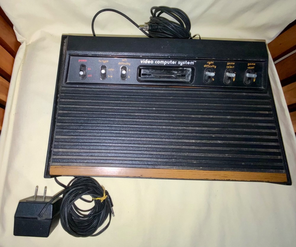Atari 2600 Video Computer System Console CX-2600A w Documents-Tested-See Descrip