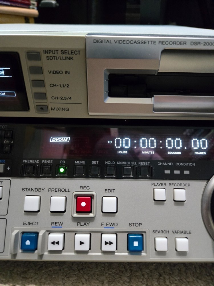 Sony DSR-2000 Digital Videocassette Recorder
