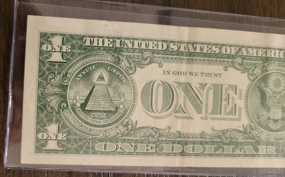 (2 Notes) 1935A and 1957A $1 Silver Certificate - Blue Seal