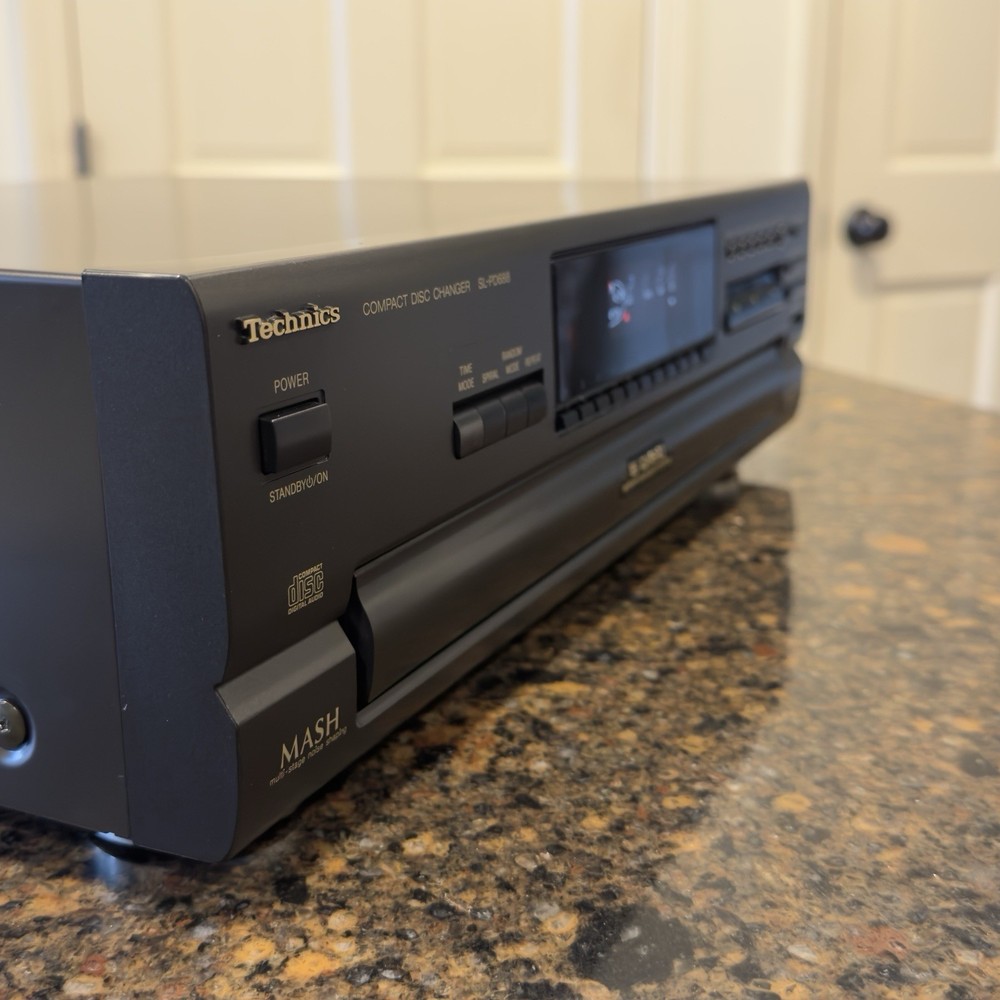 TECHNICS SL-PD888 5 Compact Disc Changer MASH CD Player 30 Day Guarantee