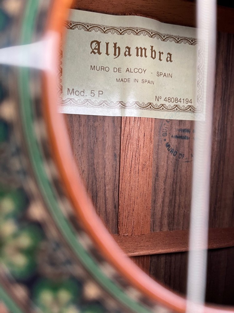 Alhambra 5P Classical Guitar With Hard Case
