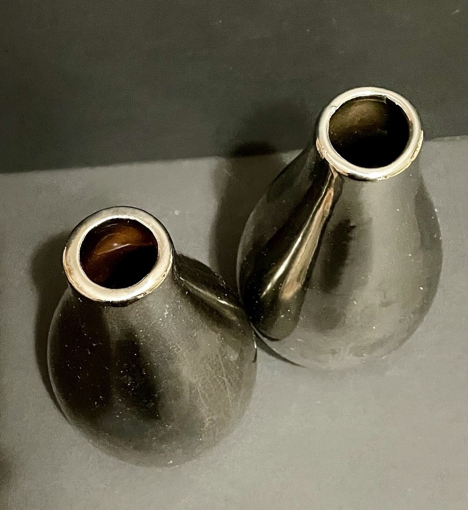 SILVER TEAR DROP SHAPED VASES