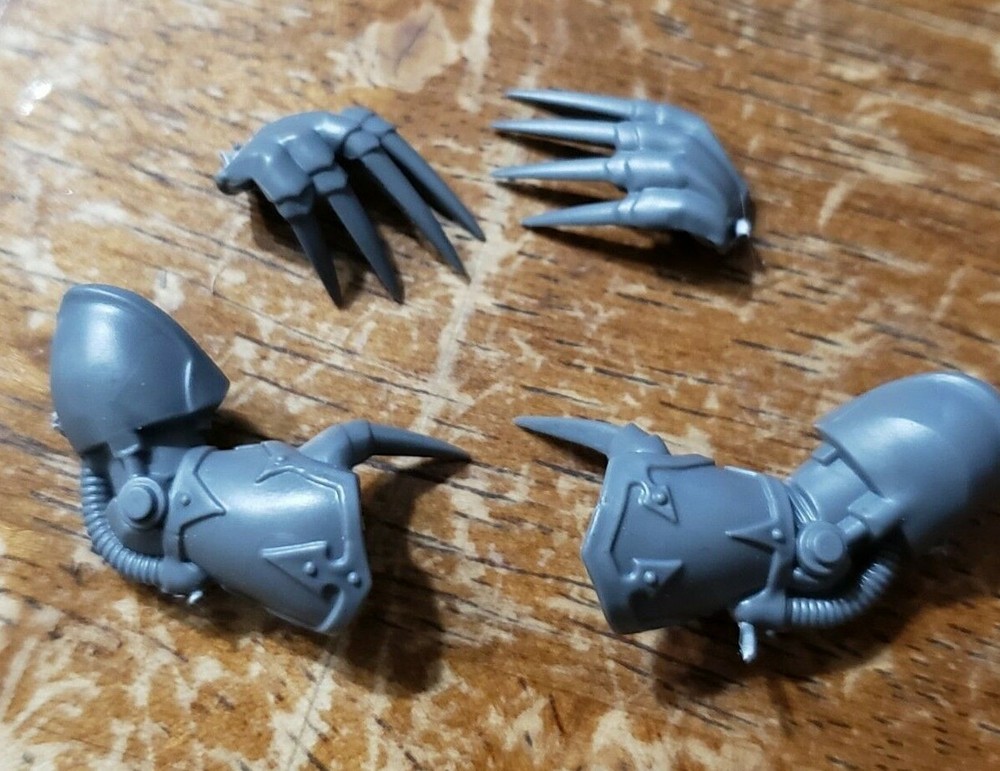 40k Chaos Space Marines Bits Terminator Accursed Weapon - Lightning Claws Set