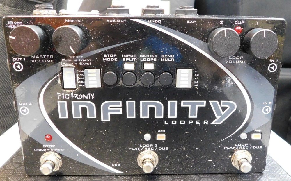 Pigtronix Infinity Looper Effects Pedal AND Remote Switch