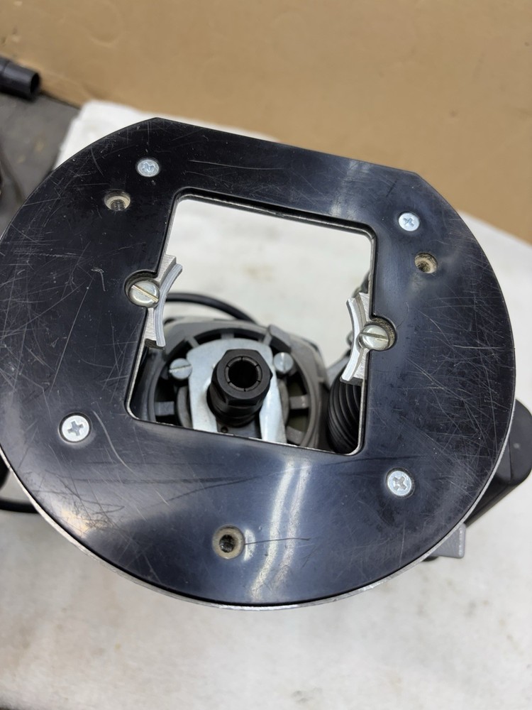 Freud Variable Speed Plunge Router Model FT-2000E tool professional Table Mount