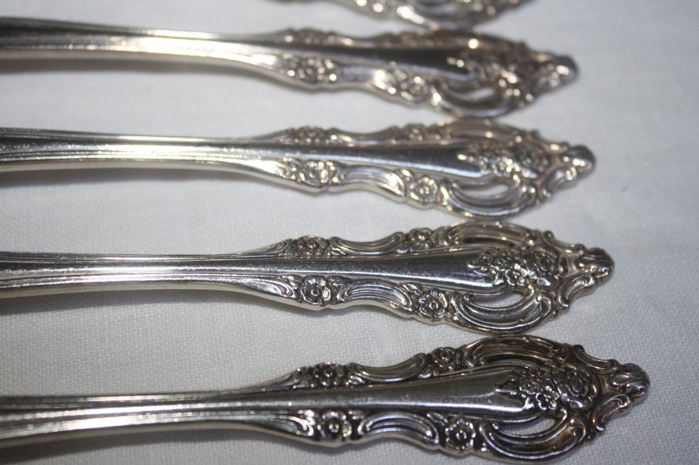 COMMUNITY SILVER PLATED FLATWARE "SILVER ARTRISTY" (6) DINNER FORKS