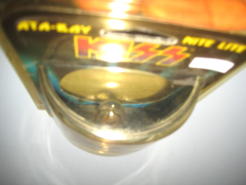 KISS Rock Band At A Boy Nite Lite 2003 w/ Automatic Light Sensor HTF