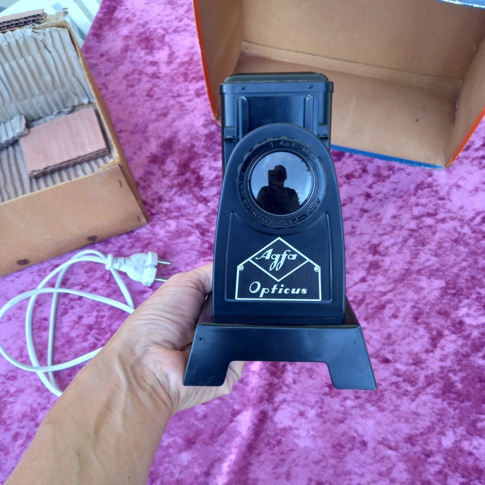 1950 Agfa Opticus First Model 35 mm Slide Projector