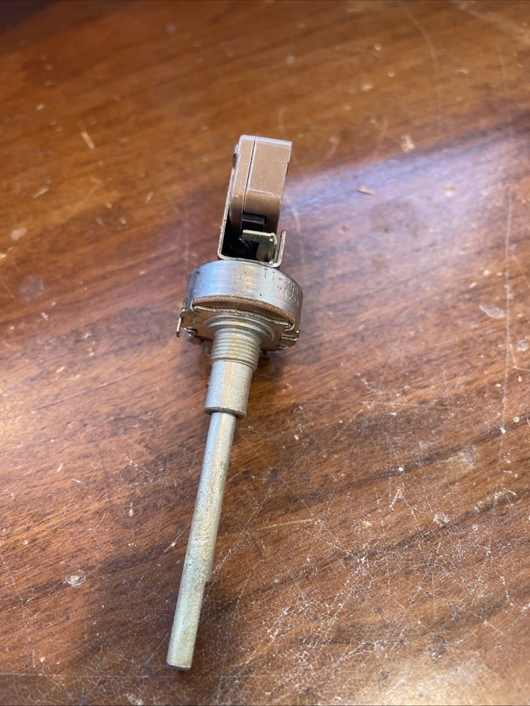 New Old Stock Vintage RCA Variable Resistor Push Pull Switch Part # 137033