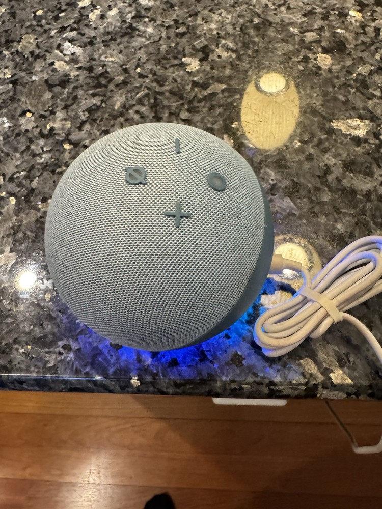 Amazon Echo Dot 4th Gen B7W64E Blue Bluetooth Smart Speaker With Alexa Used