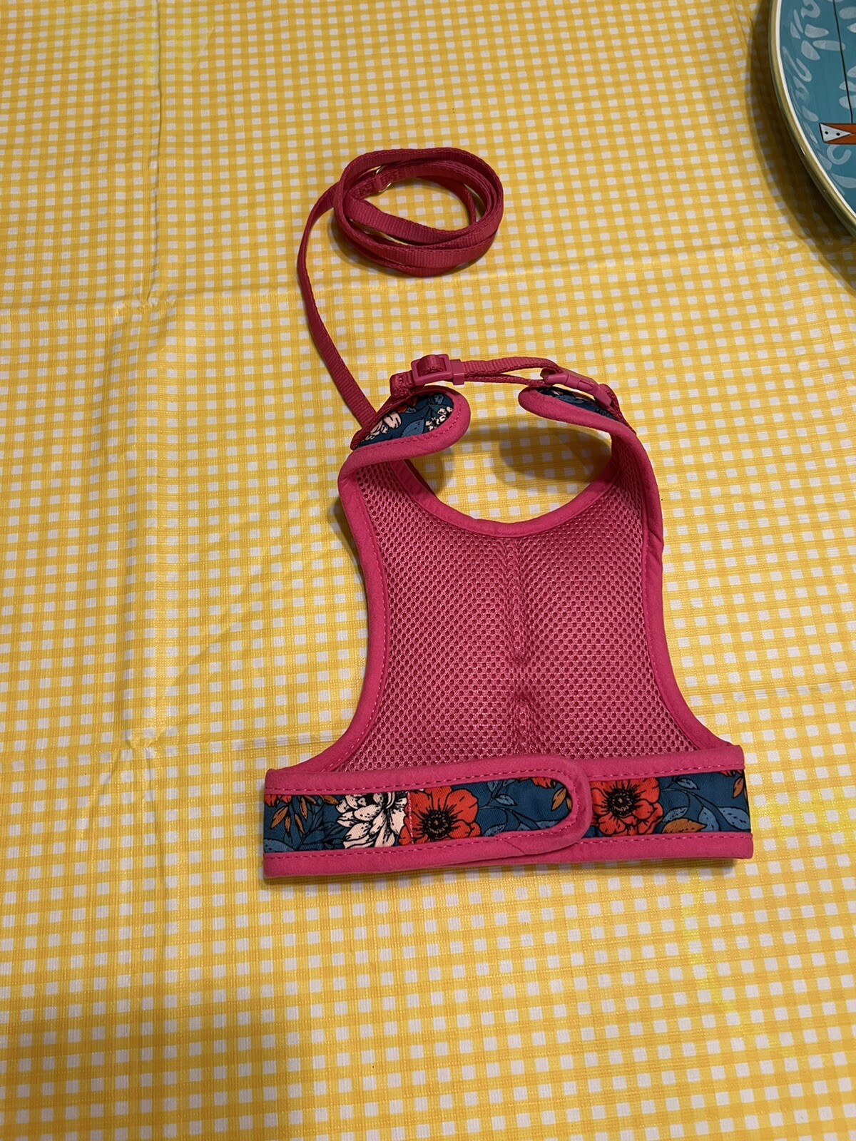 YOULY Feline Cat The Happy-Go-Lucky Pink Butterfly-Print Cat Harness & Leash Set